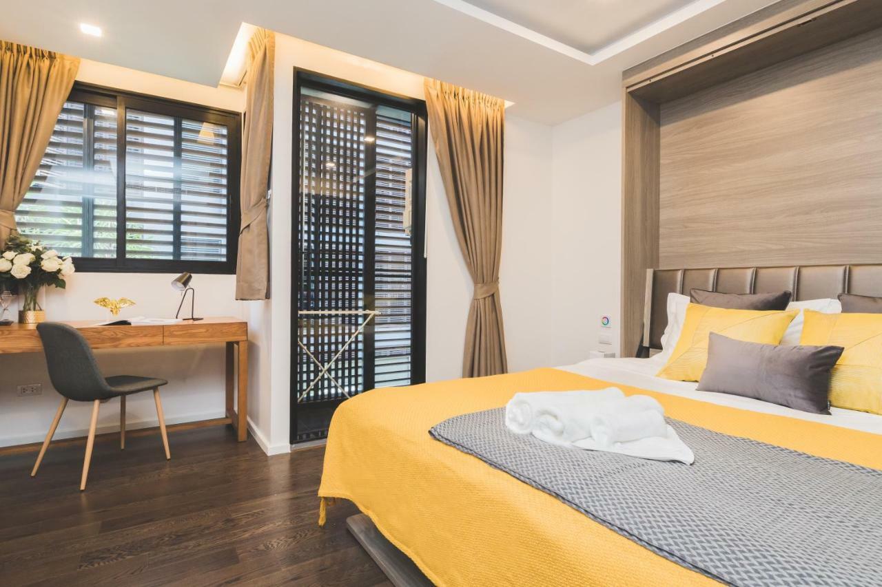 Sukhumvit Asok Modern Suite Bangkok Exterior photo