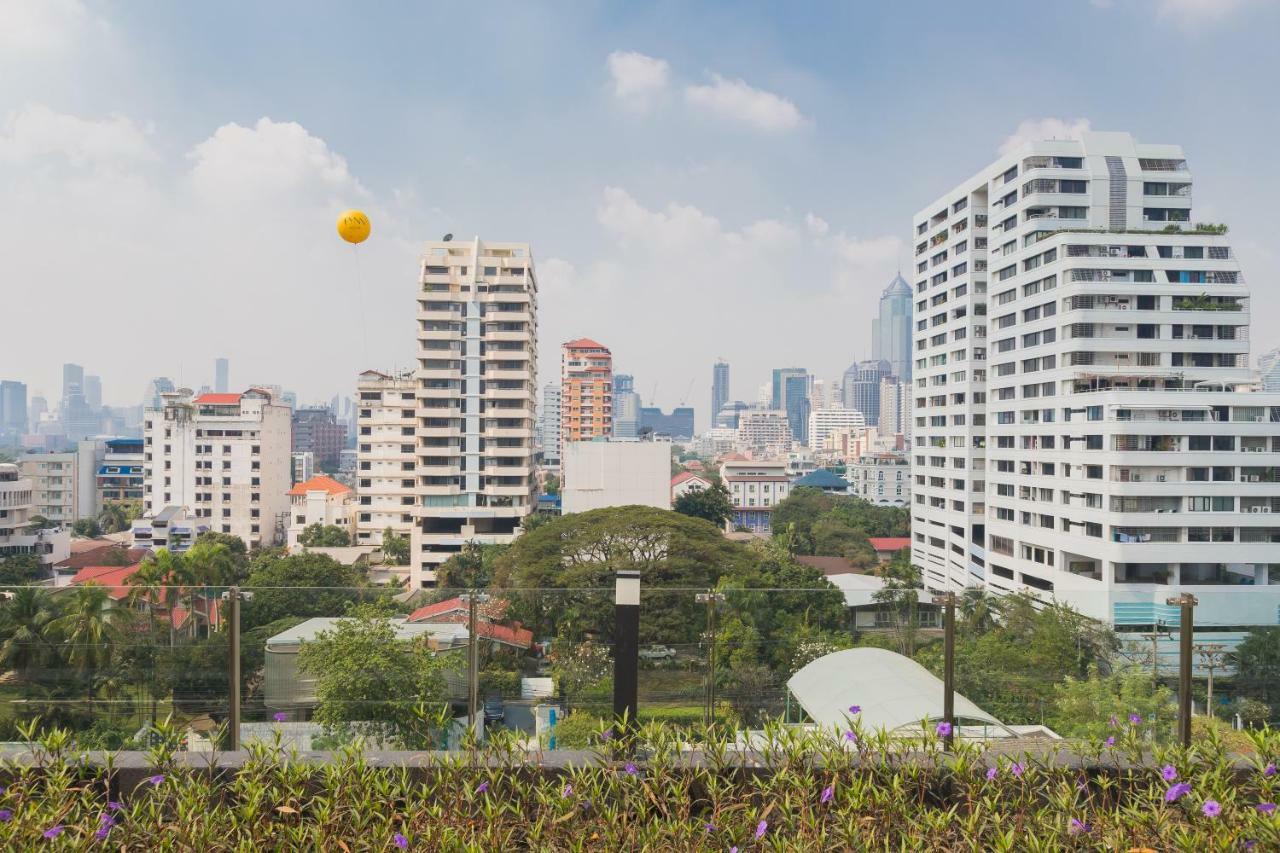 Sukhumvit Asok Modern Suite Bangkok Exterior photo