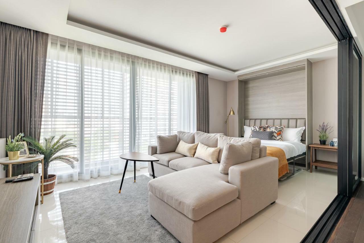 Sukhumvit Asok Modern Suite Bangkok Exterior photo