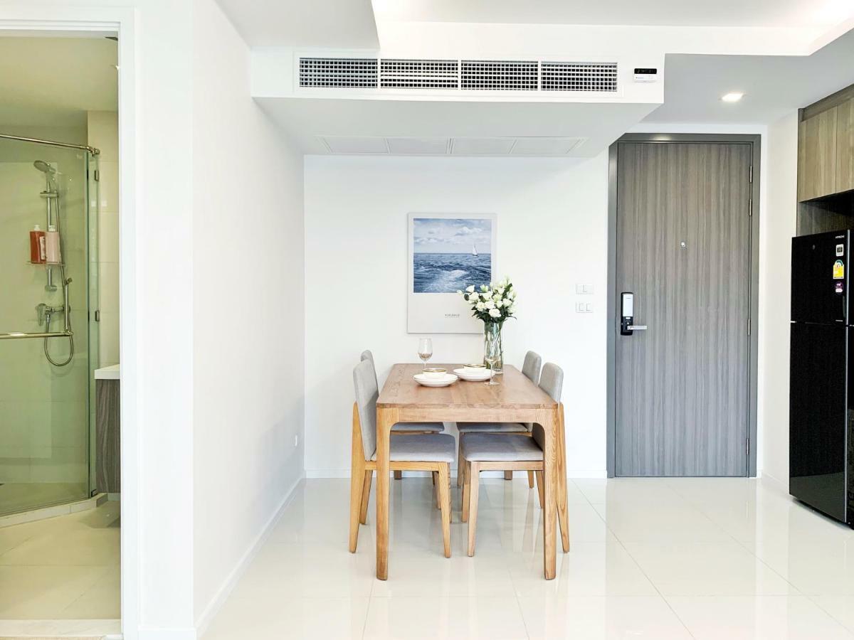 Sukhumvit Asok Modern Suite Bangkok Exterior photo